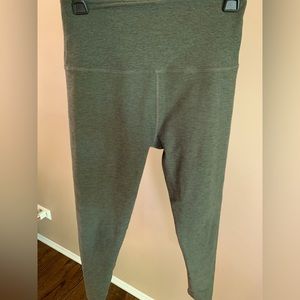 Beyond Yoga Caught In the MIDI Spacedye Leggings - Large